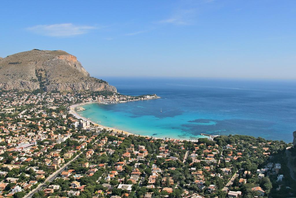 Appartamento La Torretta Mondello Szoba fotó